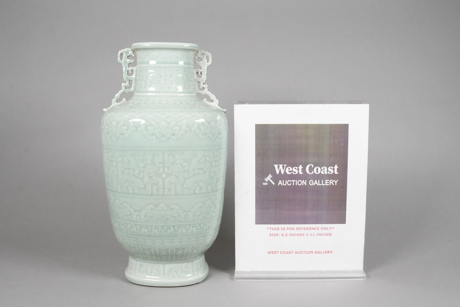 Chinese fine celadon vase - 2