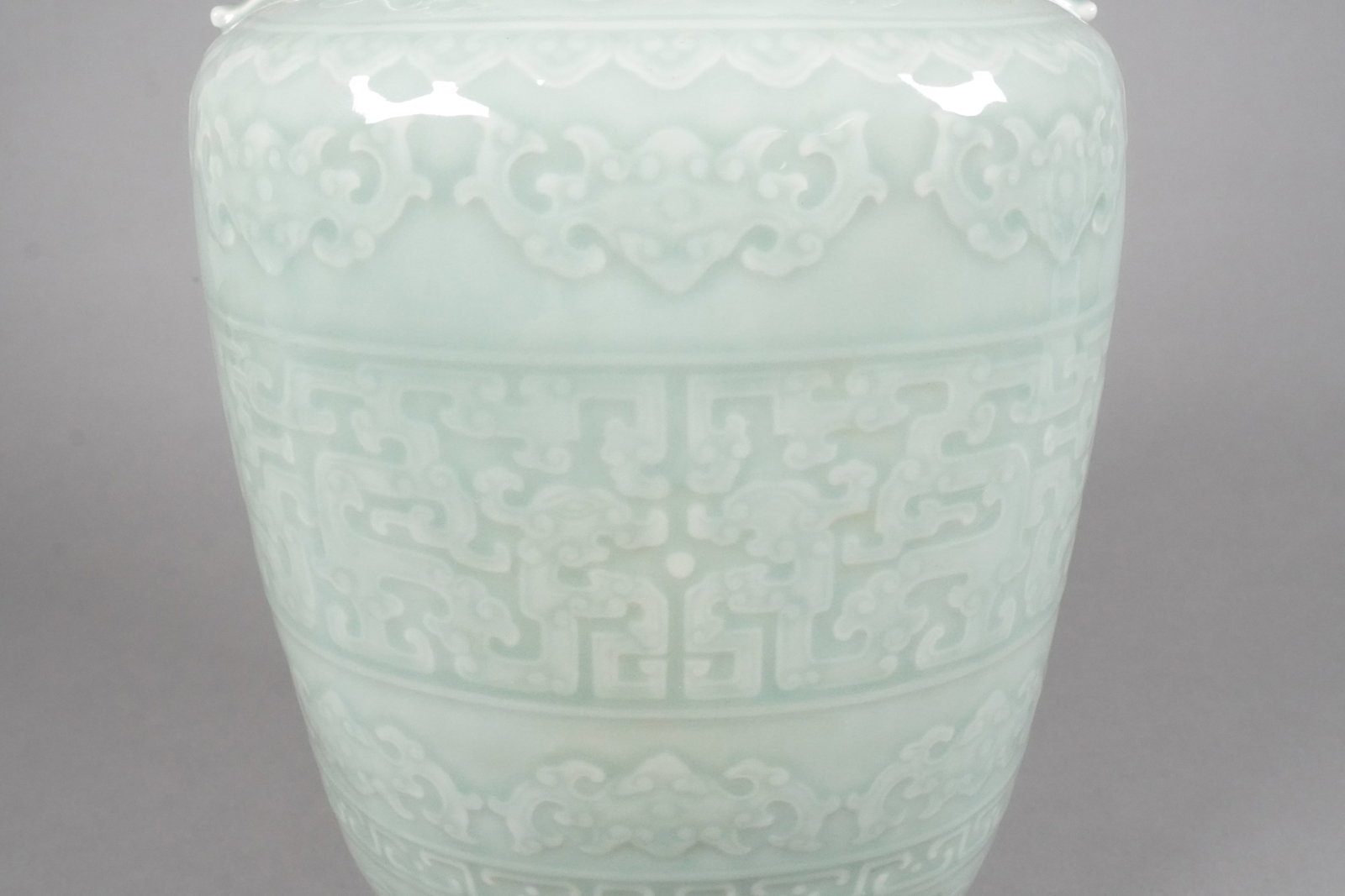 Chinese fine celadon vase - 7