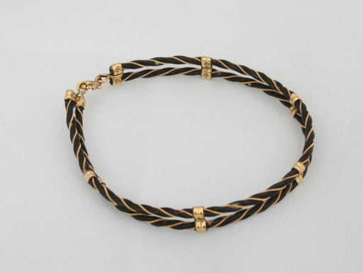 787 Elephant Hair Bracelet With Gold Accents