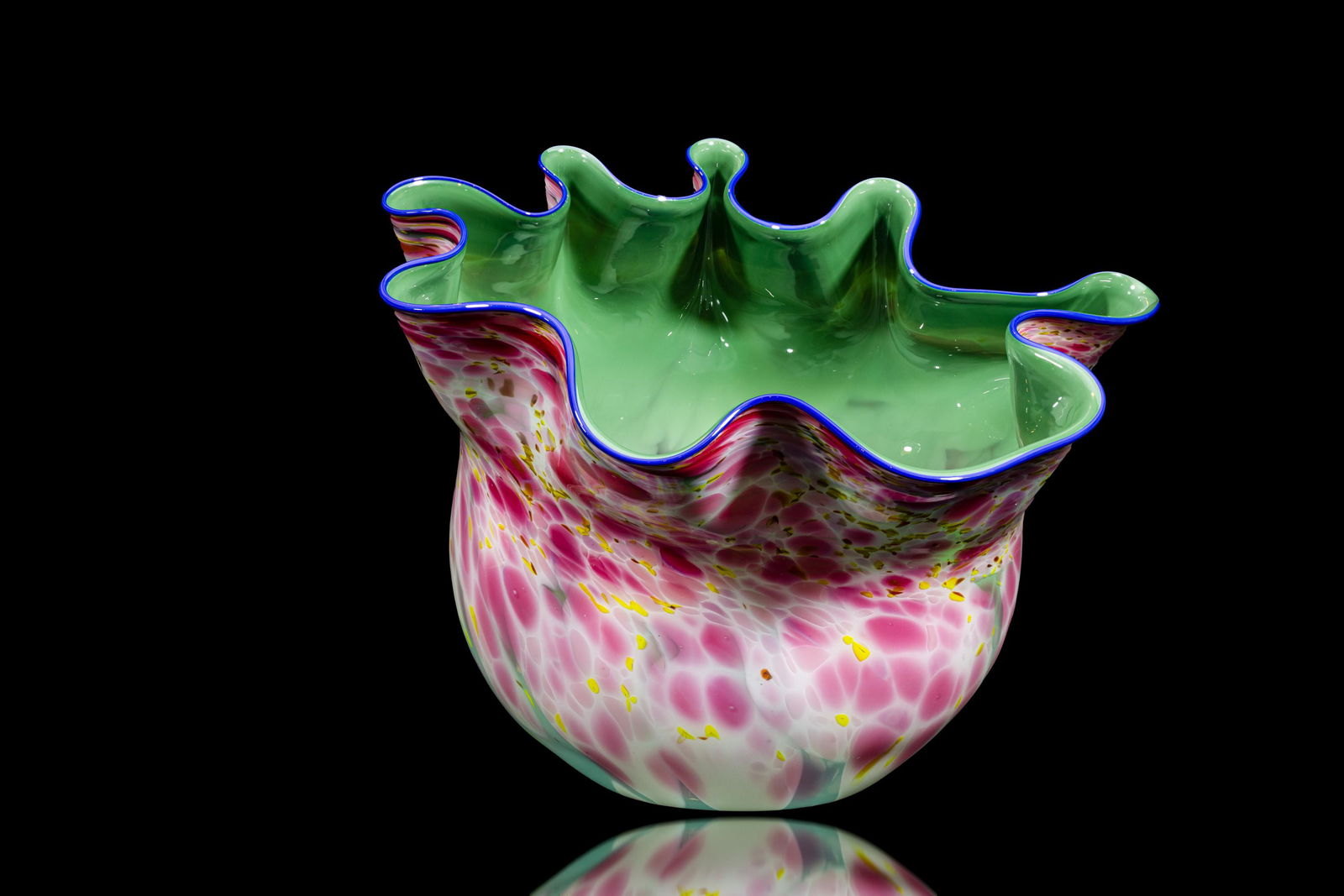 Dale Chihuly, Windsor Emerald Macchia with Cobalt Lip Wrap Handblown Glass Sculpture (1 of 13)