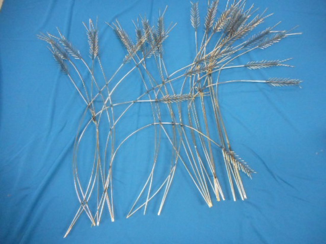 C. JERE MID CENTURY rare ABSTRACT WHEAT SCULPTURE HUGE: C. JERE MID CENTURY rare ABSTRACT WHEAT SCULPTURE HUGE PIECE!!C. JERE MID CENTURY rare ABSTRACT WHEAT SCULPTURE HUGE PIECE!! signed and dated 1978 no damage from living estate 39\" tall by 48\" wide