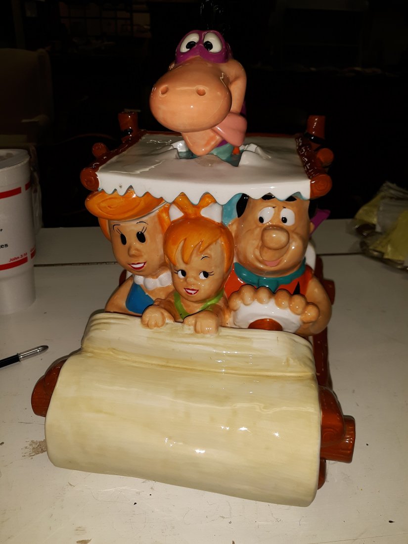 Warner Brothers Flintstones cookie jar, Fred, Wilma, (1 of 5)