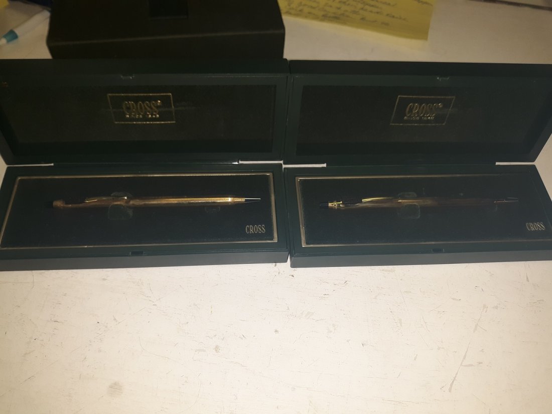 10k CROSS PENS ESTATE"NORTEL" #4502: 10k CROSS PENS ESTATE"NORTEL" #4502 NICE PAIR OF GOLD FILLED CROSS PENS STYLE #4502 10 K OLD FILLED WITH NORTEL LOGO i AM SURE THE LOGON CAN BE REMOVED BOTH IN ORIG BOXES W/PAPERWORK SEE PICS