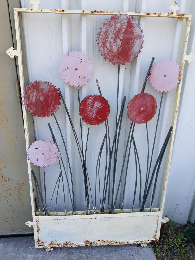 Rare Mid Century Wrought Iron Panel Screen (1 of 8)