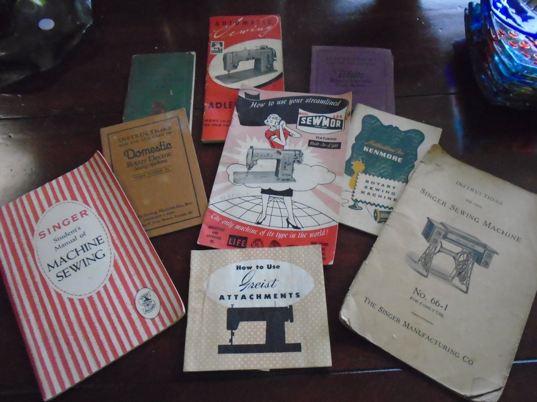 lot of 10 manual for antique and vintage sewing machine (1 of 4)