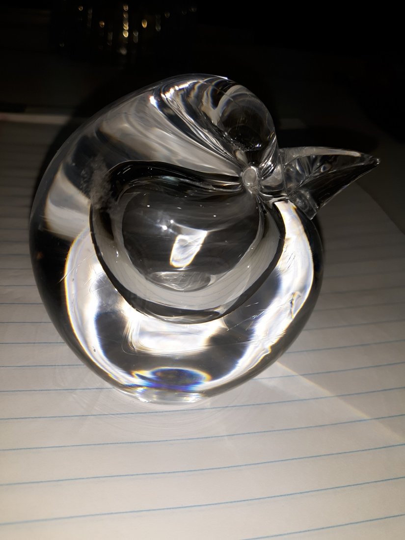 gorgeous signed wes Hunting Penguin paperweight: beautiful clear penguin paper weight signed by wes hunting exec condition 3 1/2" tall x 3 1/2" wide see pics