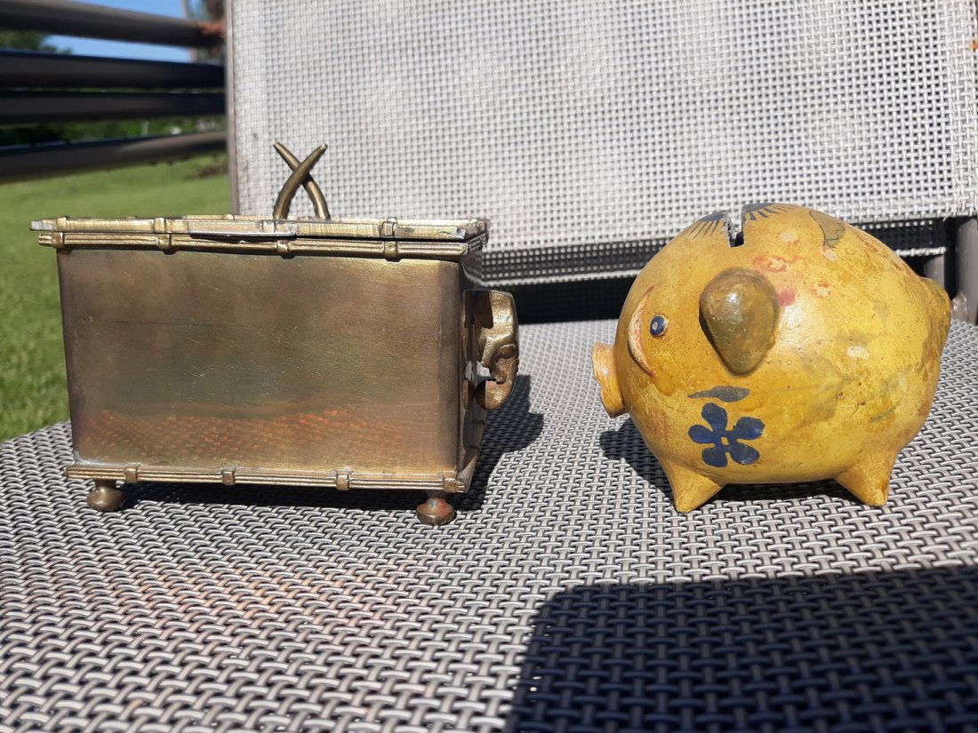 nice vintage brass keepsake Box & mexico Piggy bank (1 of 5)