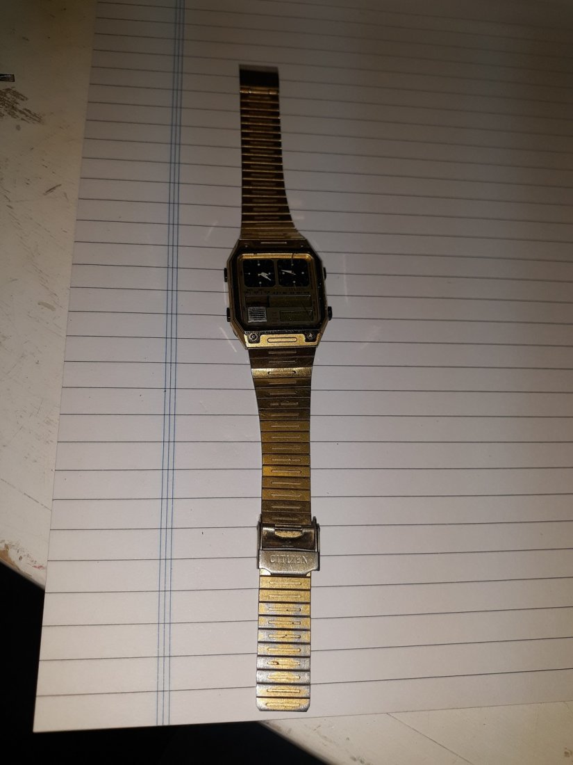 vintage rare citizen ani digital temp 30-5022 watch: vintage rare citizen ani digital temp 30-5022 watch rare citzen watch ani digi temp ICD model 30-5022 made in japan fresh from the estate good used condition crystal has a cracked not working prob nee