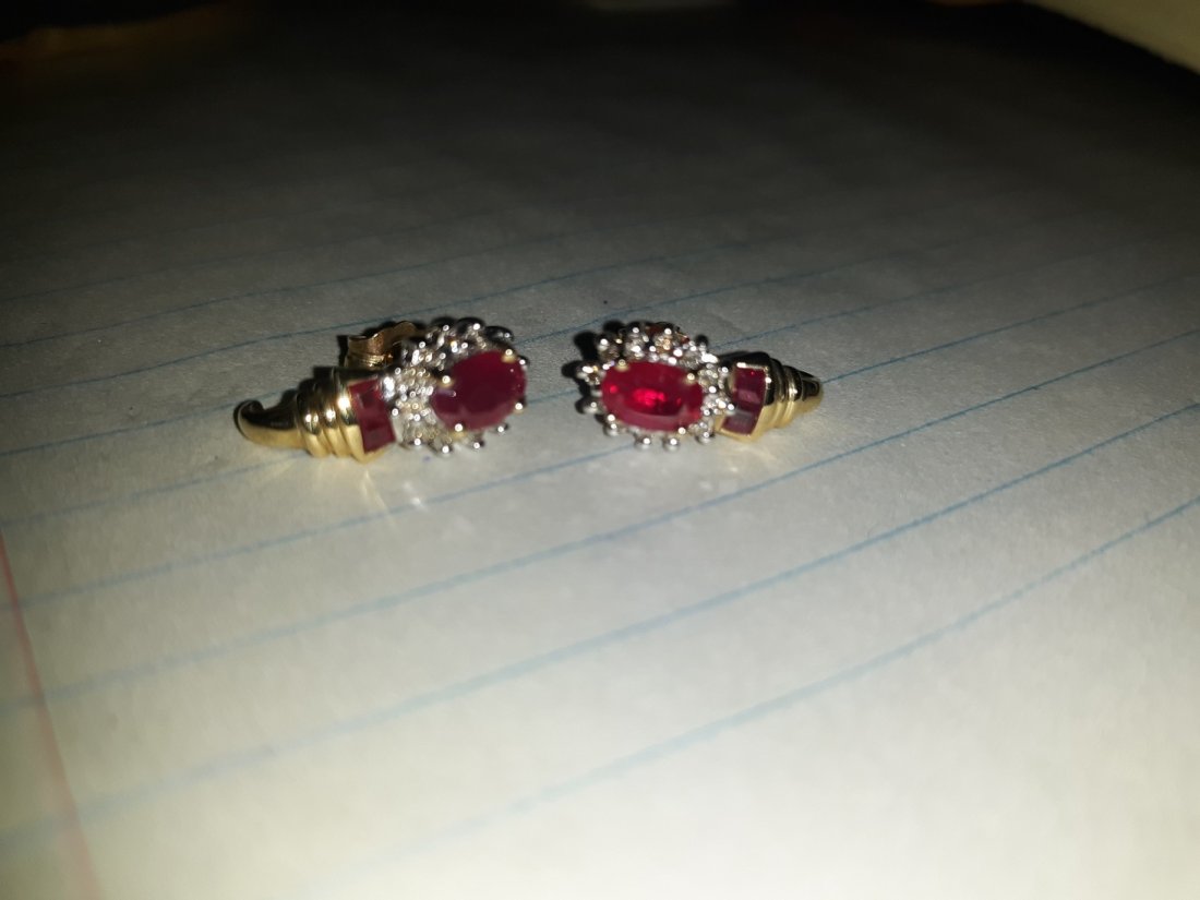 stunning high end 14K Ruby & Diamond Earrings (1 of 2)