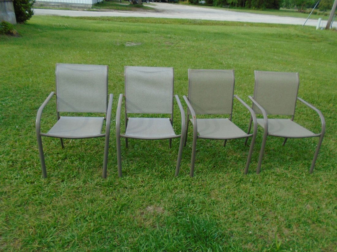 4 patio chairs all for One Bid! Estate item (1 of 2)