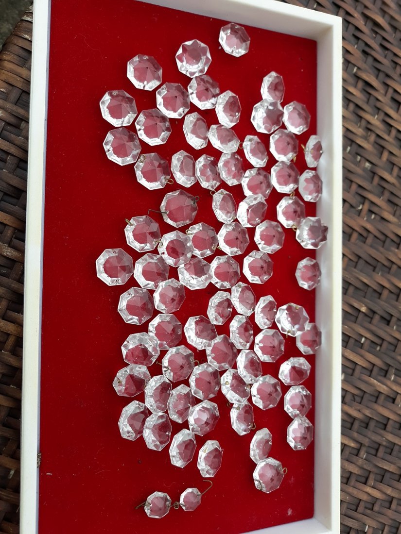 Incredible Crystal Lot of 74 Prisms Beauty! (1 of 3)