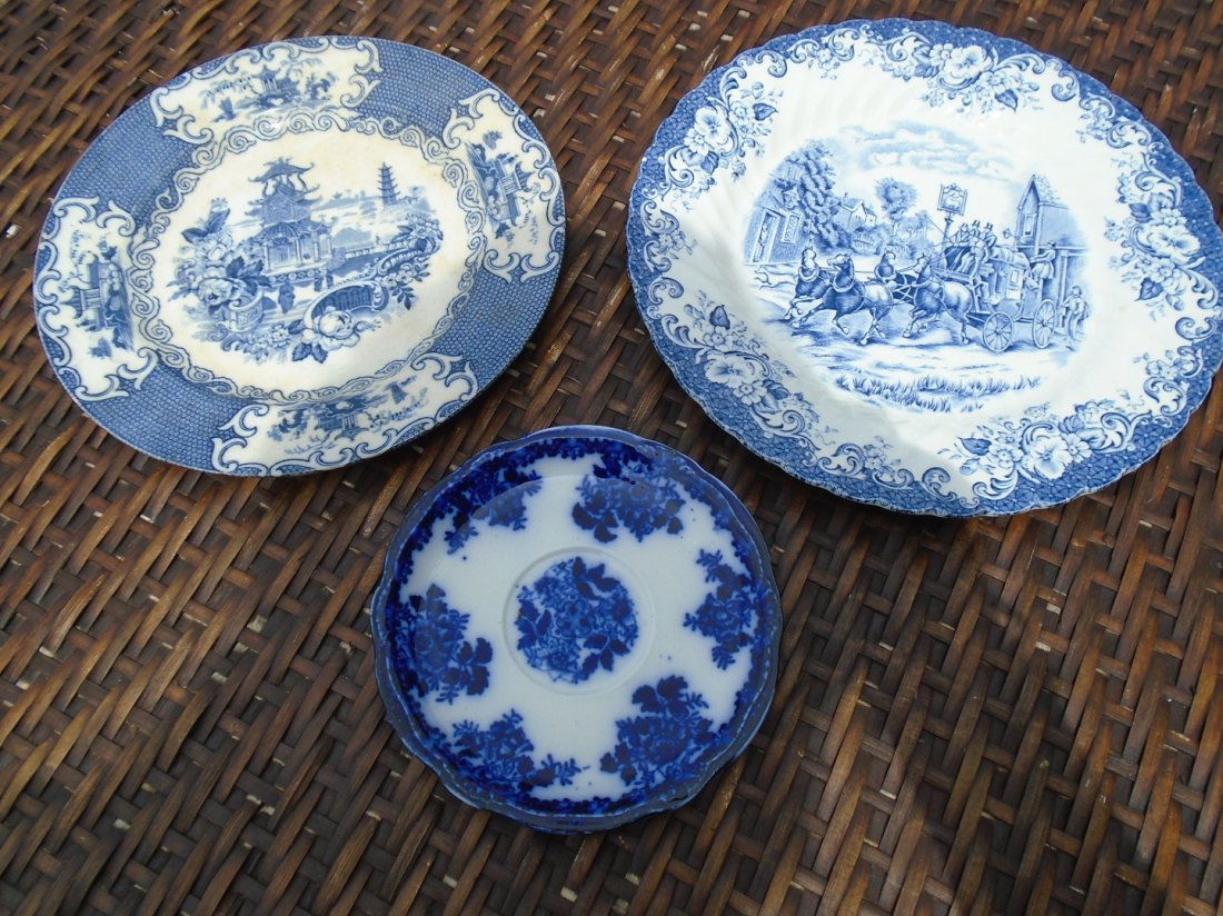 Lot of 3 Flow Blue China Plates & More! (1 of 3)