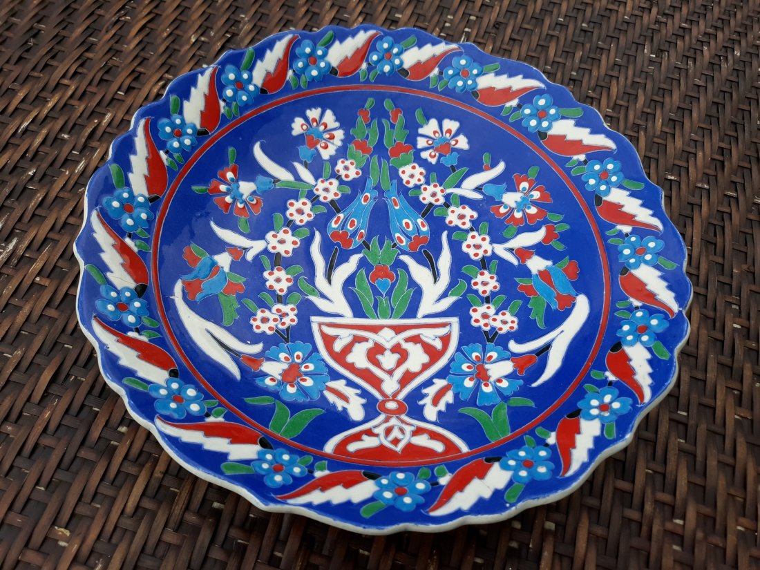 antique ceramic decorated plate art Kutahya: beautiful 13 1/4" hand decorated plate by Sini in Turkey early 1900's? great glaze and color has been repaired at one point in its life but displays gorgeous! see pics for artist signature also !