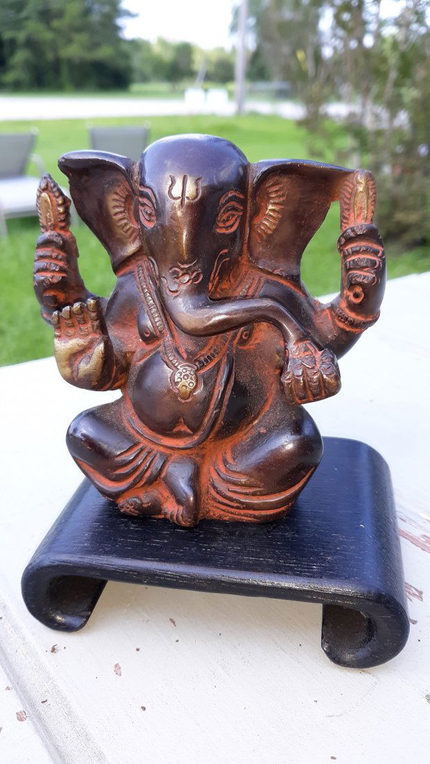 Lord of Success Ganesha Hindu God Sculpture Cold Cast (1 of 3)