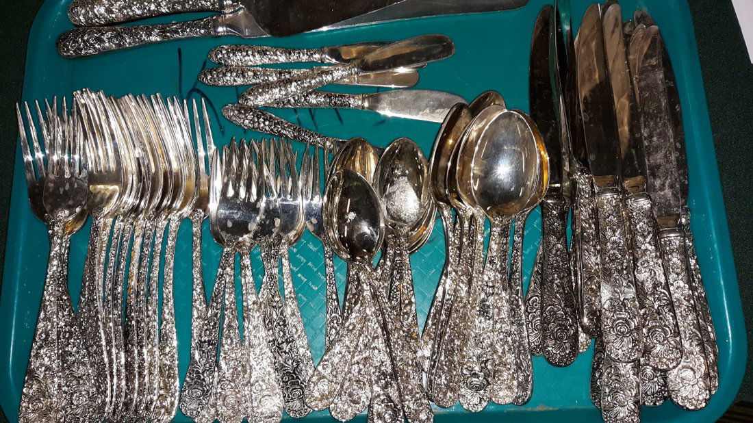 Godinger Olde Bouquet 62-Piece silver plateFlatware Set (1 of 3)