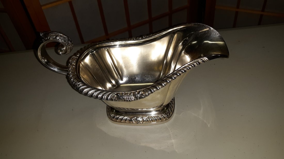 Gorham Silver plated EPNS Creamer: gorham silver plated Creamer, very nice in good condition marked on bottom with an anchor EPNS Gorham Y1130 see pics 8 1/2 " lon