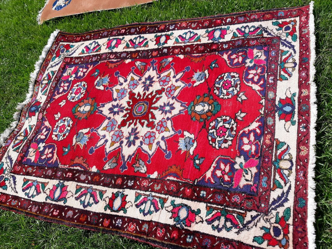 antique persian Rug Kerman Stunning: gorgeous antique hand made heirloom quality Persian rug kerman or kirman exceptionally nice colors reds,pinks,greens blues very good condition see pics 58 1/2\" x 77\" see pics