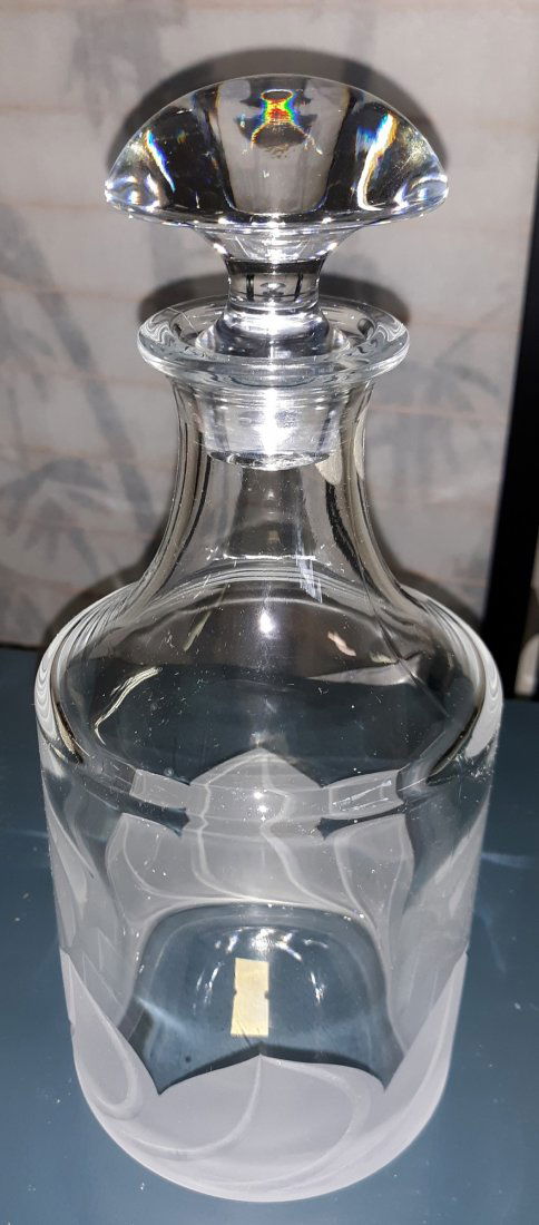 J.G. Durand Crystal Liquor Decanter: beautiful new J.G. Durand Crystal liquor decanter in perfect condition no damage noted even stopper is great wheel cut design original label and price tag on bottom 10" tall see pics