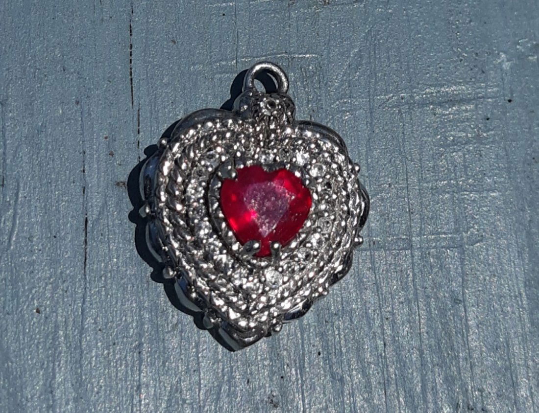 Sterling Ruby,White Sapphire Heat Pendant Stunning! (1 of 2)