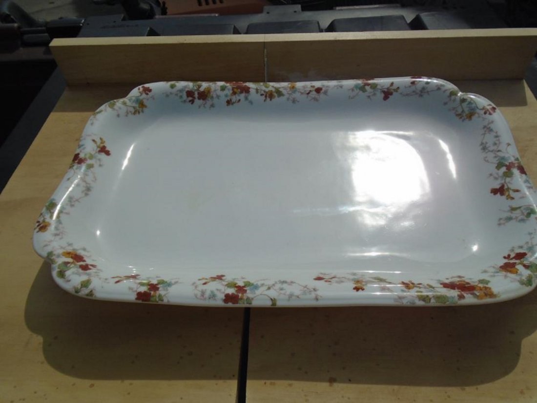 Large Haviland Limoge Antique 18 1/2" Platter: Large Haviland Limoge Antique 18 1/2" Platter no damage signed on bottom haviland & Co see pics from estate