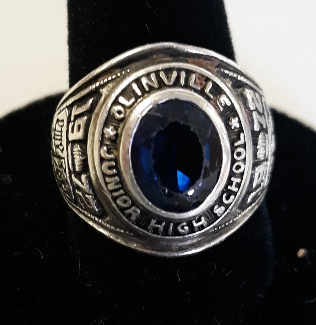 1972 Linville Jr High Sterling Class Ring: beautiful sterling class ring from linville jr high 19762 has deep blue sapphire? stone some chips but very nice sz 8 see pics