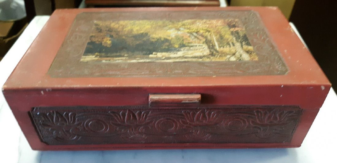 vintage dovetailed decorated Jewelry Box 11": gorgeous vintage dove tailed jewelry box w/mirror and decorated top 1940's 50's era? 3 1/2" tall 11" WIDE 6" DEEP SEE PICS