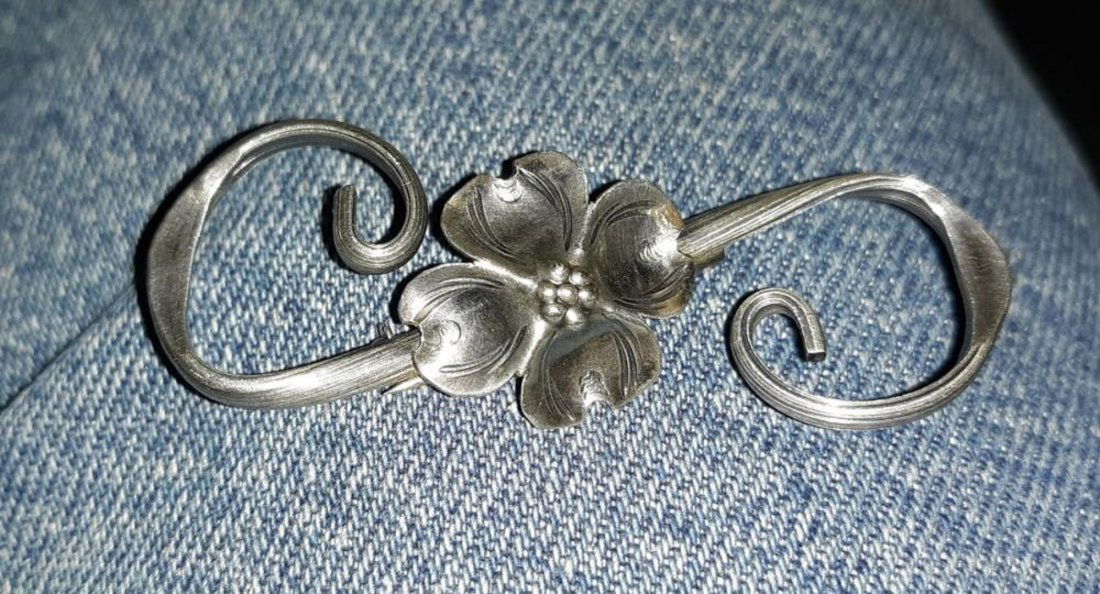 Vintage Sterling Stuart NYE Pin/Brooch (1 of 2)