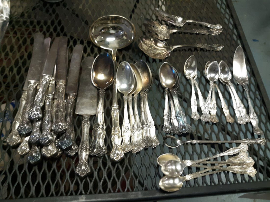 Rogers A1 grape pattern 50pcs cake stuffing serving ++ (1 of 4)