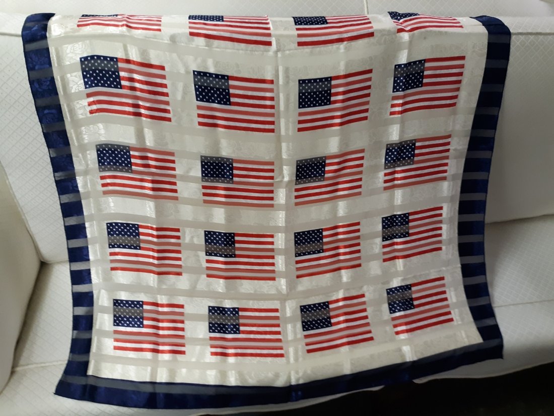 vintage american flag scarf 40" x 40" Nice!: beautiful american flag scarf from estate signed B&S Korea very good condition 40" x 40" see pics