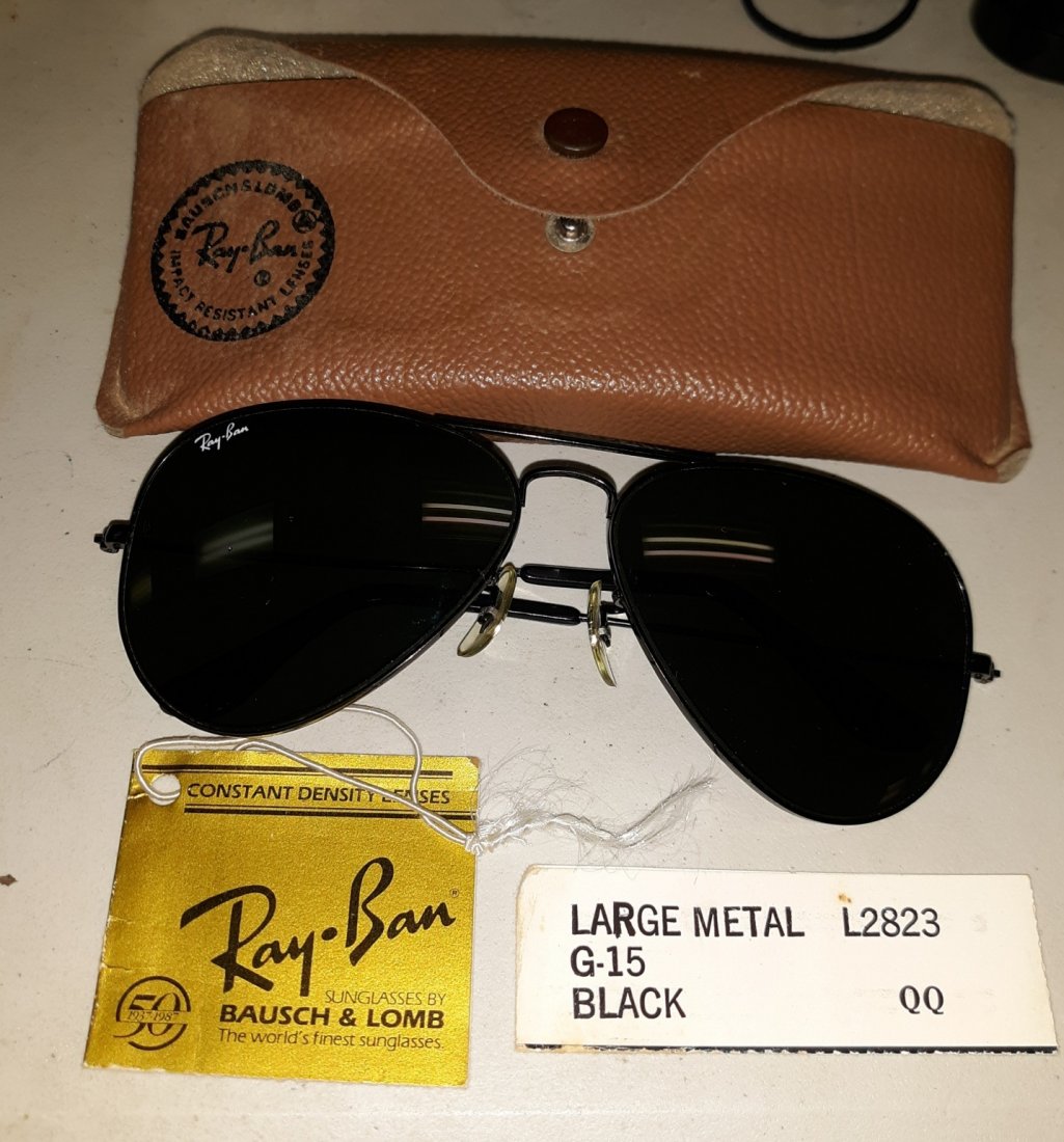 Ray Ban G-15 Black Aviator Style Sunglasses w/case: nice from estate w/ case and orig tags and paper work G-15 model very nice used condition see pics