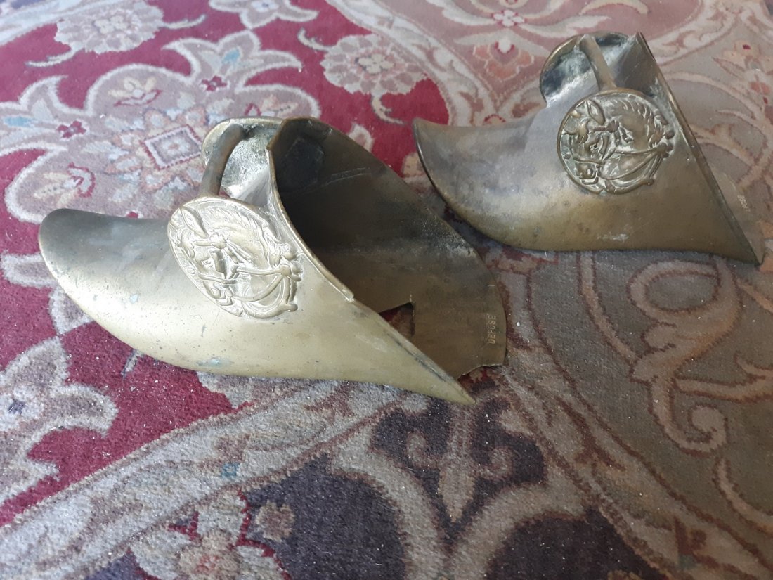 antique depose brass western stirrups military saddle: rare antique depose brass ceremonial stirrups used in military settings too nice 5" wide 5" tall 11 1/2" long see pics