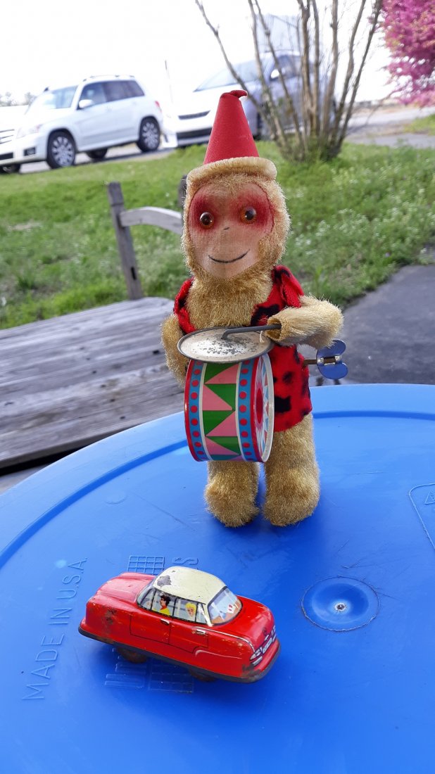 vtg toys litho wind up car & monkey w/cymbals w germany (1 of 5)