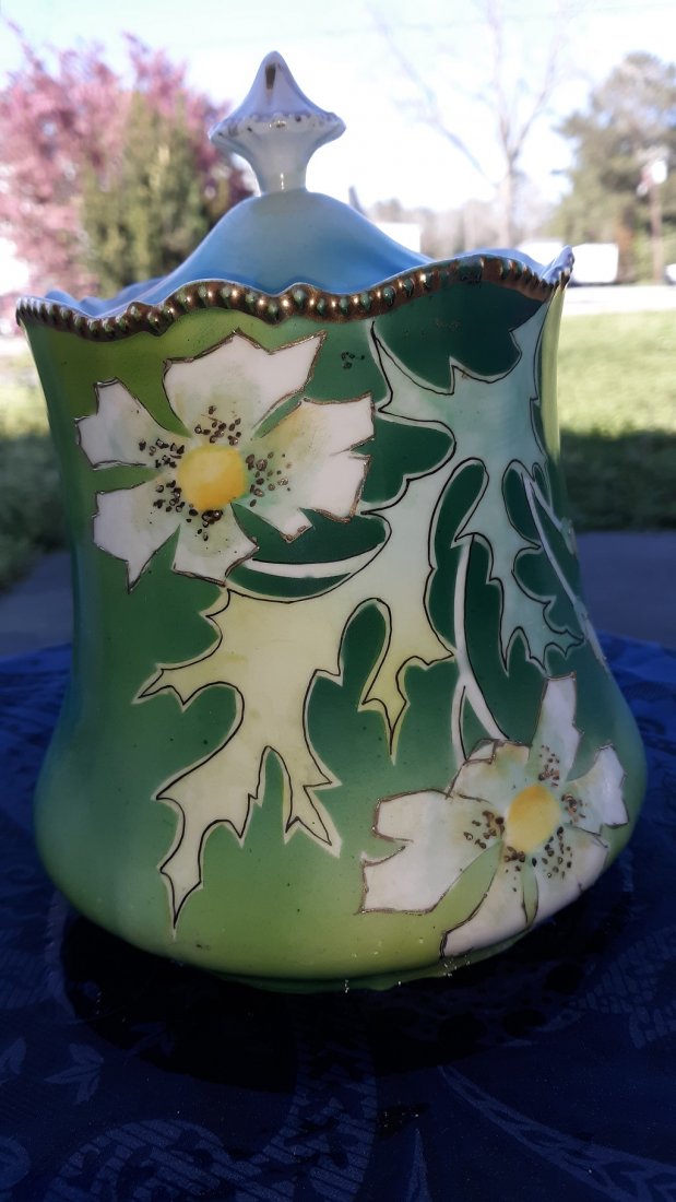 Saxe Altenburg Germany Cracker jar / humidor /Biscuit (1 of 4)