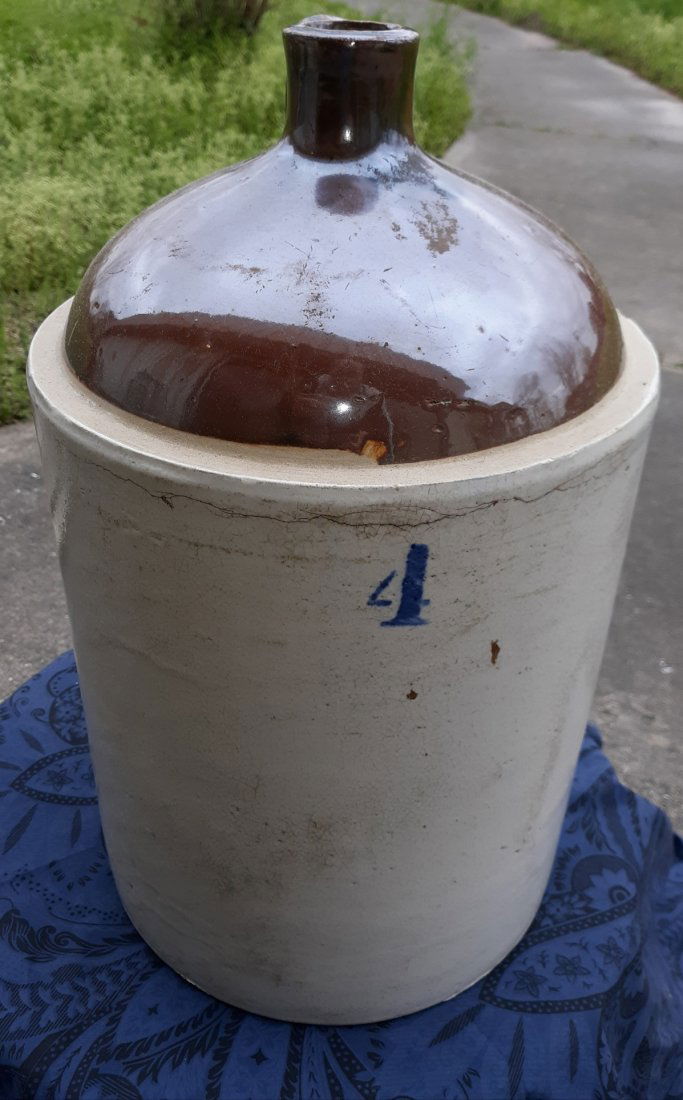 Antique 4 Gallon Whiskey crock Jug  17" tall (1 of 6)