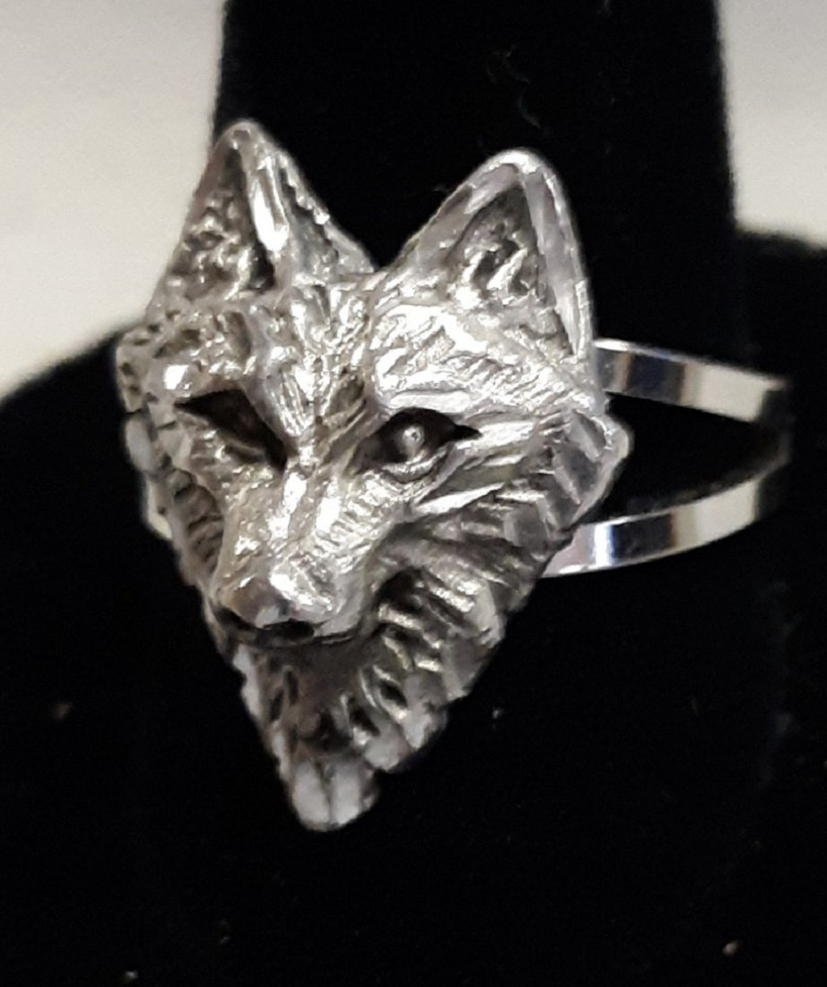 Ring Fox vintage estate sz 7: neat vintage estate ring with a fox marked EJ-95? see pics