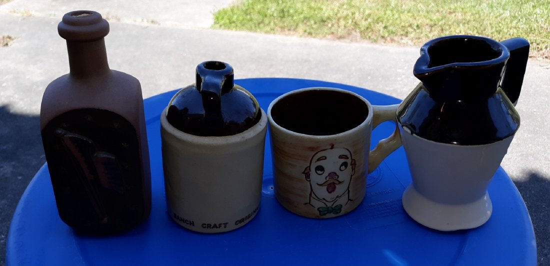 Pottery lot of 4 estate McCoy, Pennsbury++ (1 of 5)