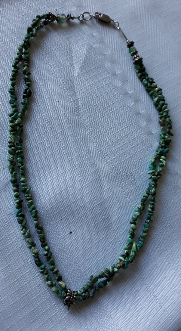 Turquoise & sterling Navaho? necklace estate 17 1/2" (1 of 4)