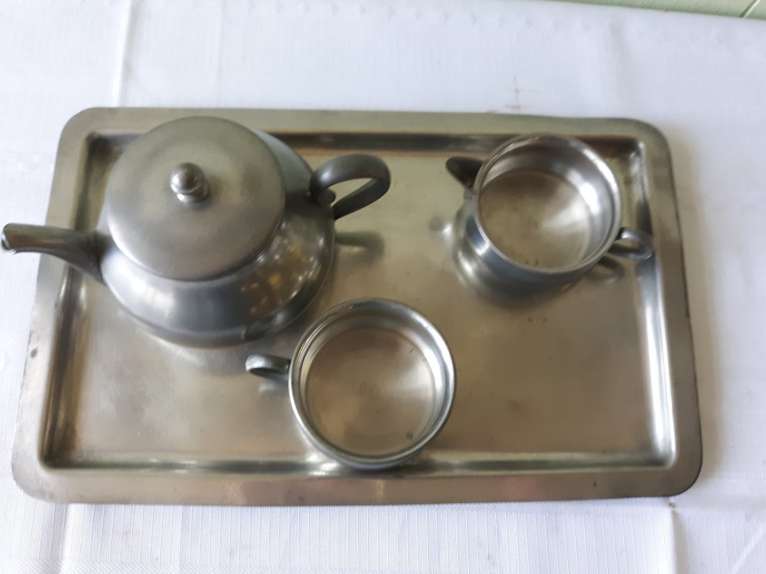vintage pewter tea set Cornwall & made in france (1 of 4)
