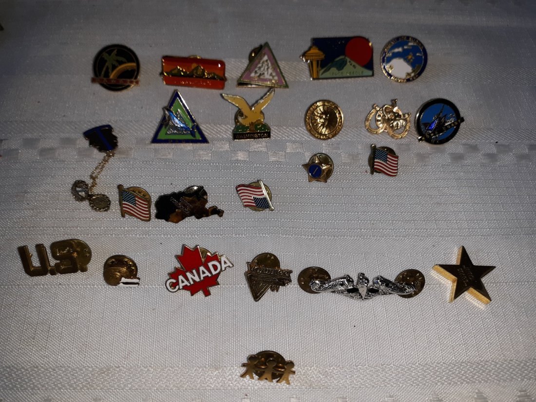 Pins, large collection enamel, Hawaii, Canada, military: huge estate lot of vintage pins military, flags, Hawaii, Canada, space needle, Maui Washington appx 23 pins check out the pics