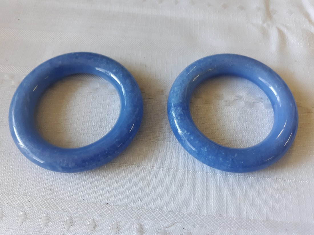 Vintage bakelite? bangle bracelets lot of 2 (1 of 3)