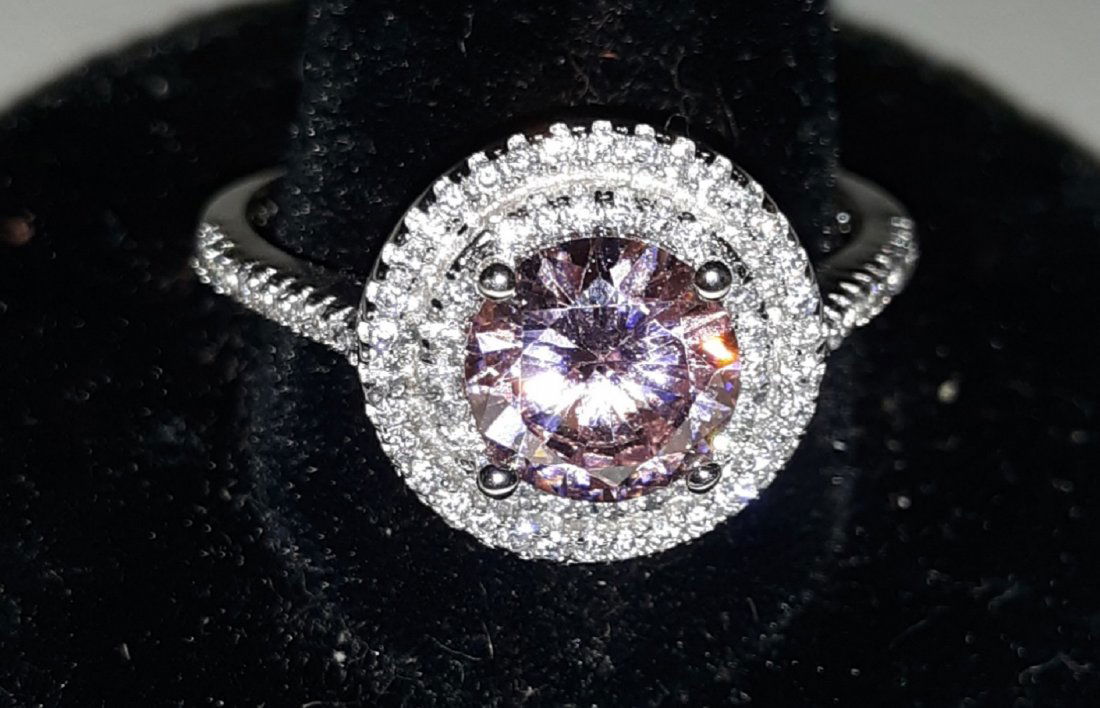 sterling ring w/pink & white sapphire? Beautiful (1 of 3)