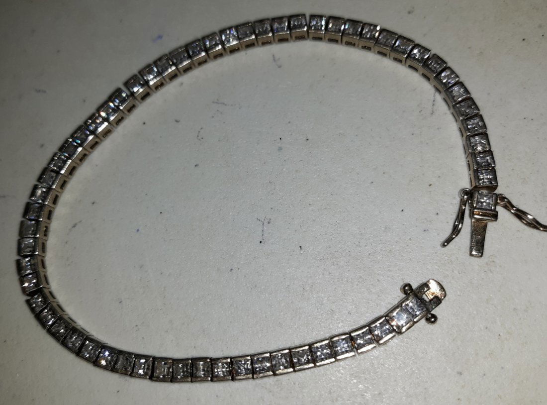 sterling & White sapphire? tennis bracelet 7 1/2" Nice! (1 of 4)