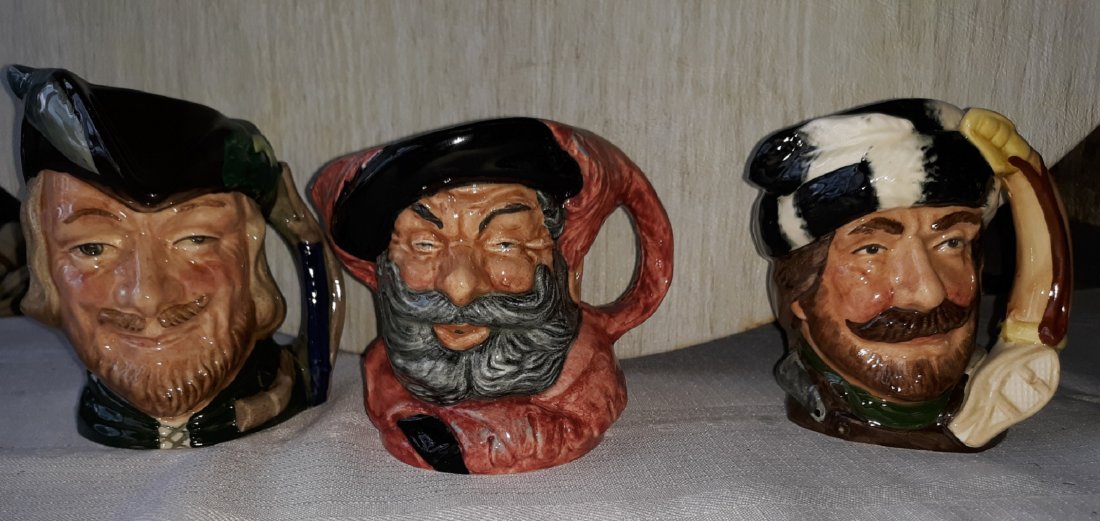 Royal doulton toby's lot of 3 Robinhood++ (1 of 4)