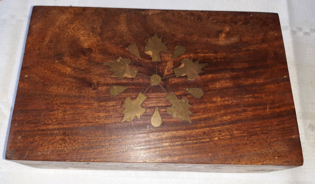 antique Celtic cigar box rosewood nice (1 of 4)