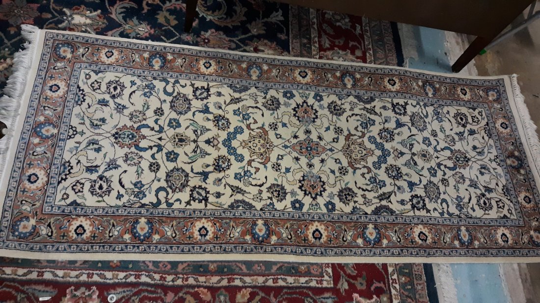 Rug estate item 74" x 31" Beautiful!: this is a very nice rug clean 74" without the fringe by 31" no damage nice colors see pics