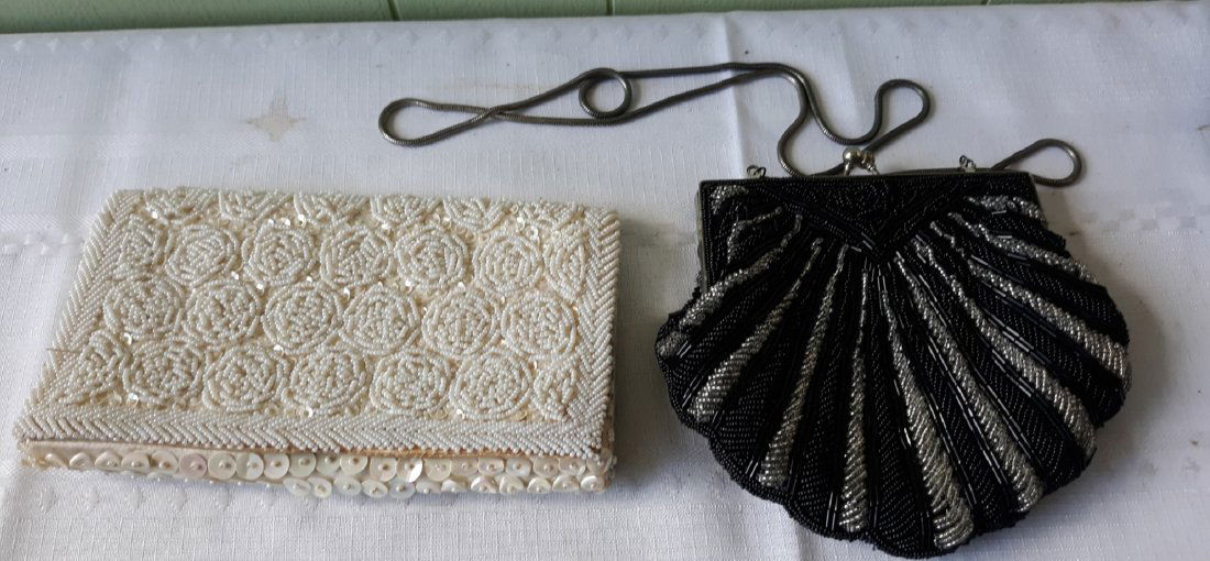 mid century hong kong hand made beaded purses (1 of 8)