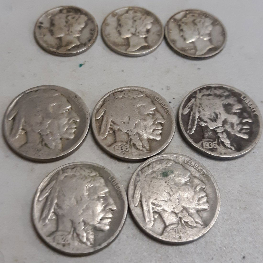 mercury dimes & buffalo nickels VG+ see pics (1 of 5)