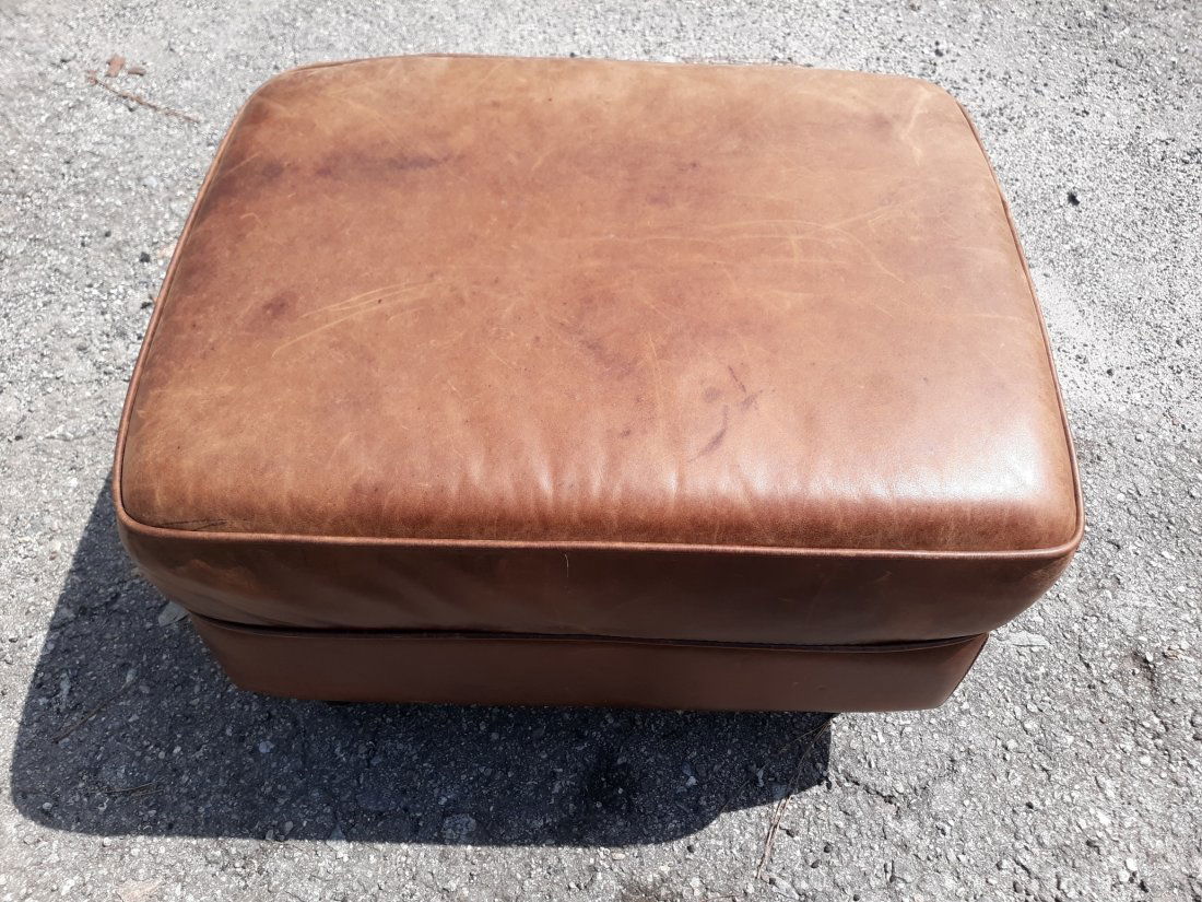 distressed leather ottoman Gorgeous! (1 of 2)
