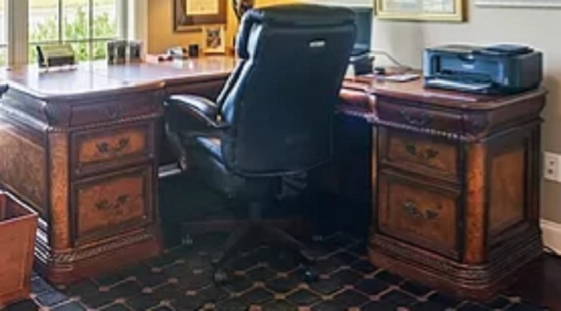 aspenhome executive L desk Mahogany/satin desk only: This is only for the desk nothing else is included. Beautiful high end executive desk by aspenhome in L configuration 2 pcs so easier to move partner style front pullout and hidden side compartment ma