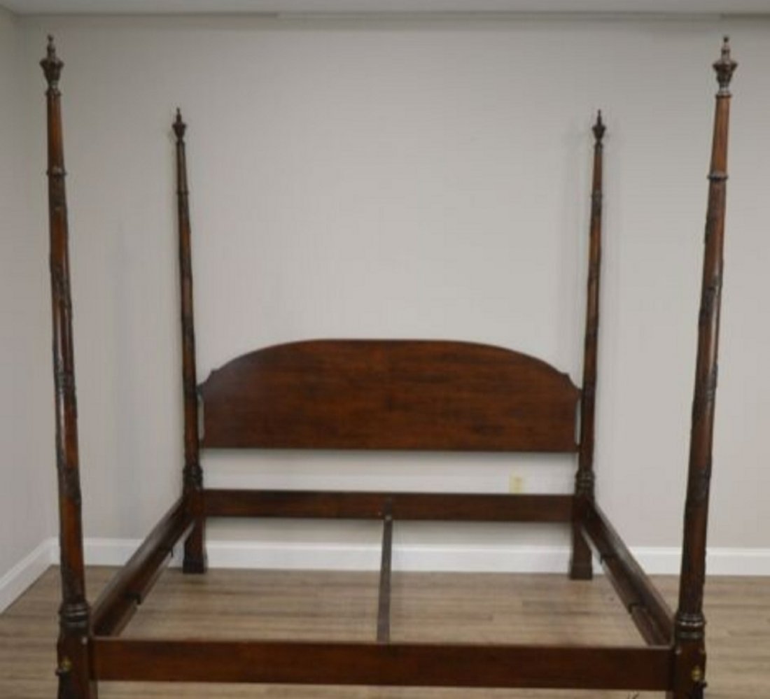 Wellington Hall king size mahogany 4 poster bed NICE! (1 of 5)